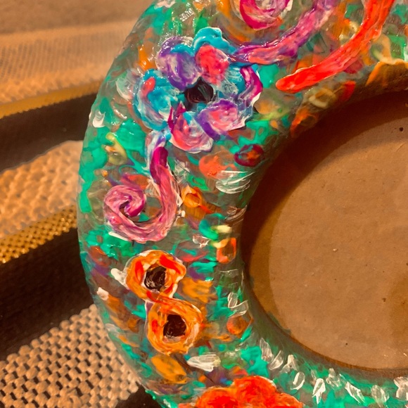 Hand Painted Abstract Picture Frame! - Picture 4 of 5